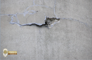 Crack in the concrete silo 