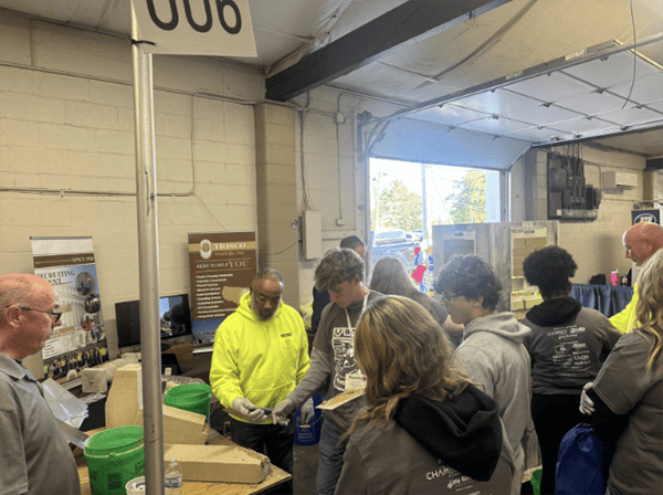 makerfest event crowd